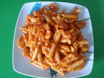 90 gr. macarrones crudos